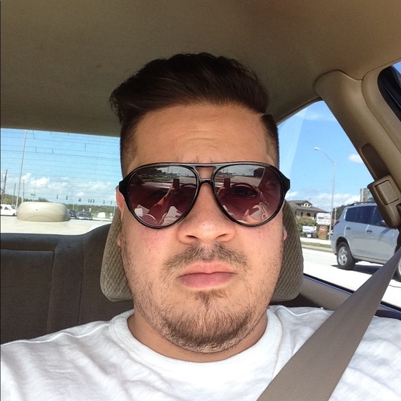 Meet your Posher, Matthew - Picture 1 of 1